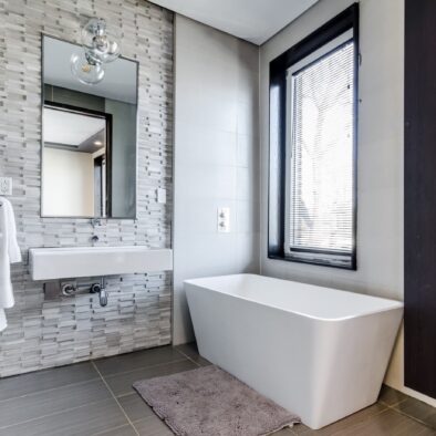 bathroom test image