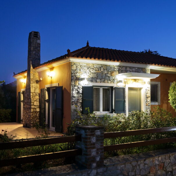 lesvos villas ground floor night pohot
